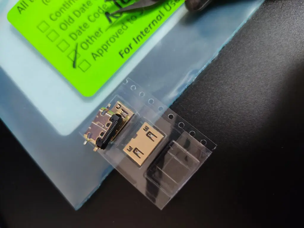 モバイルモニター故障箇所有り nt776-1471483395104702466-img1